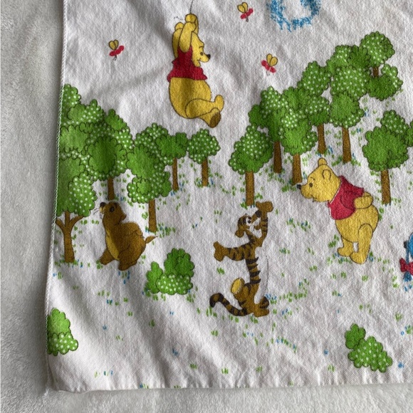 Vintage Walt Disney Winnie The Pooh Bear 100 Acre Wood Baby Receiving Blanket - Picture 4 of 10